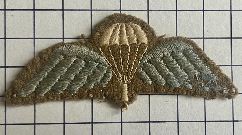 cWW2 British Parachute Paratrooper Wings Badge Qualification