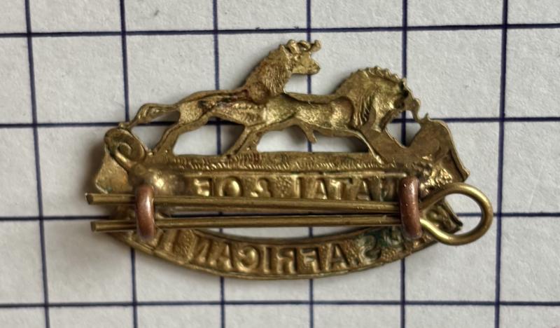 cWW1 South African Army 2nd South African Infantry Forces Division Africa Natal & OFS Collar Badge