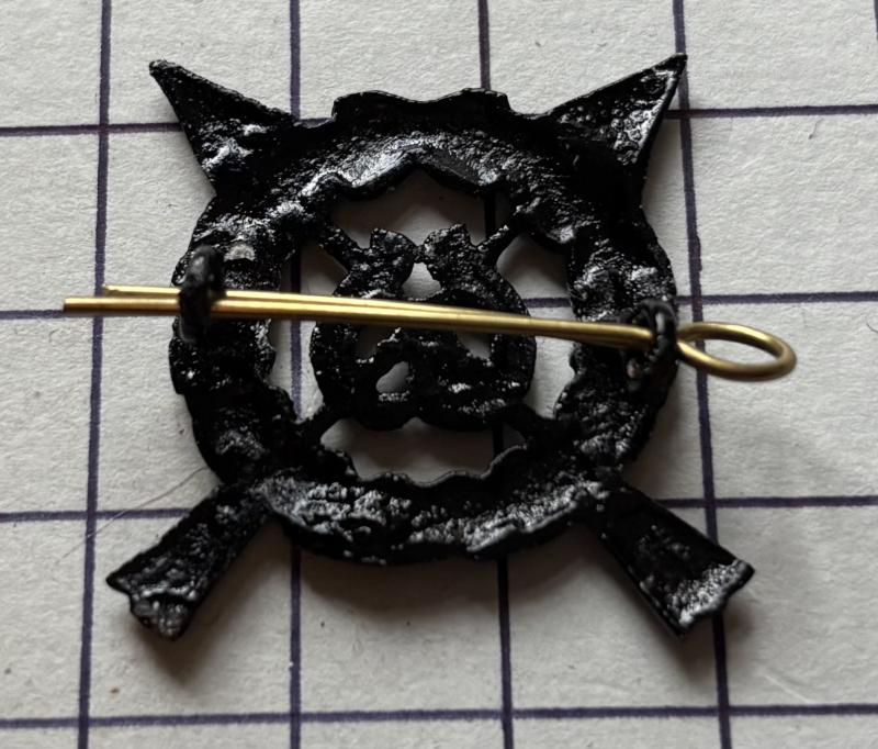 c2003 Harrow Rifle Corps Middlesex Combined Cadet Force (CCF) Badge